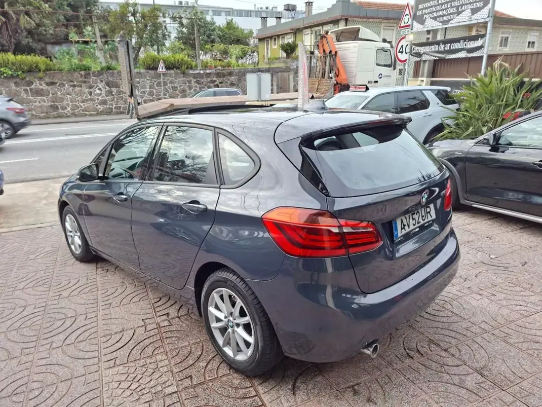 BMW 218 2014 - 8500 EUR, 490000 km - AUTO.MOTO.pt - 490000km - foto 9 de 33