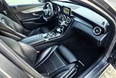 Mercedes-Benz C 220 2017 - 26500 EUR, 126000 km - AUTO.MOTO.pt - 126000km - foto 5 de 32