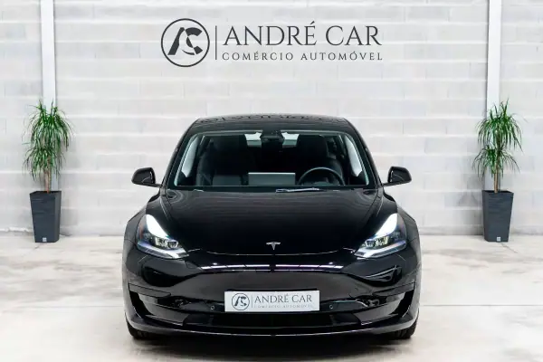 Tesla Model 3 2022 - 27950 EUR, 58153 km - AUTO.MOTO.pt - 58153km - foto 3 de 50