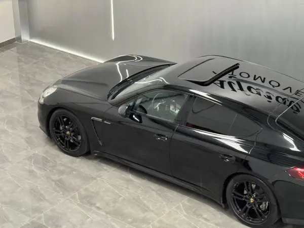 Porsche Panamera 2015 - 33990 EUR, 247000 km - AUTO.MOTO.pt - 247000km - foto 9 de 44