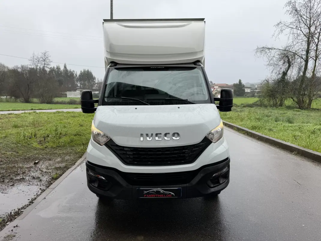 Iveco DAILY 35-140 CONTENTOR E PLATAFORMA 2020 - 28490 EUR, 91000 km - AUTO.MOTO.pt - 91000km - foto 4 de 34