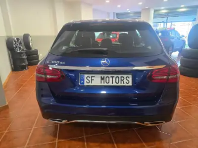Mercedes-Benz C 300 2021 - 33980 EUR, 72522 km - AUTO.MOTO.pt - 72522km - foto 6 de 52