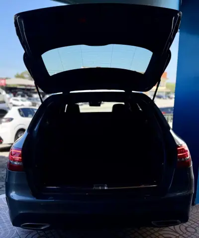 Mercedes-Benz C 300 2021 - 29950 EUR, 94000 km - 94000km - foto 27 de 28