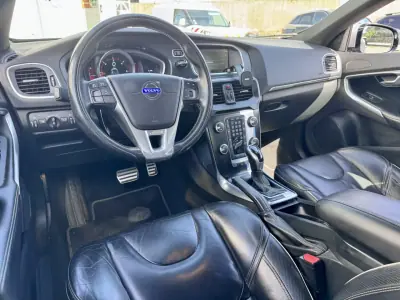 Volvo V40 2014 - 12500 EUR, 191000 km - AUTO.MOTO.pt - 191000km - foto 19 de 25