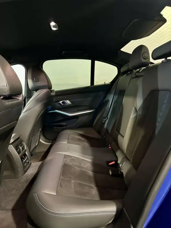 BMW 330e 2019 - 29750 EUR, 99000 km - AUTO.MOTO.pt - 99000km - foto 32 de 46