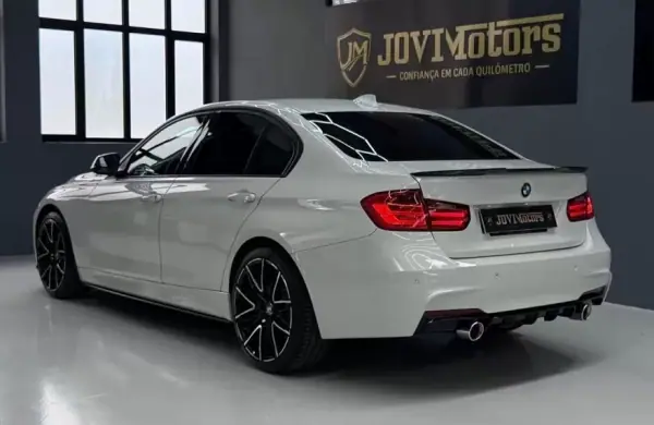 BMW 320 2015 - 18950 EUR, 212712 km - AUTO.MOTO.pt - 212712km - foto 24 de 28