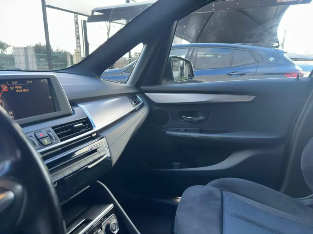 BMW 218 Active Tourer 2015 - 18900 EUR, 130000 km - AUTO.MOTO.pt - 130000km - foto 17 de 25