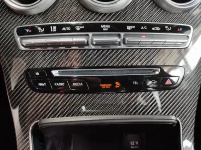 Mercedes-Benz C 63 AMG 2015 - 59500 EUR, 60000 km - AUTO.MOTO.pt - 60000km - foto 34 de 51