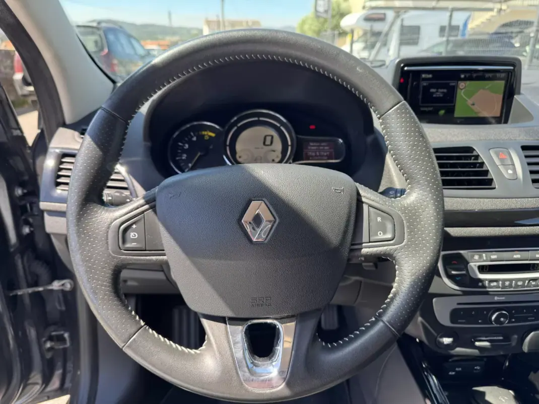 Renault Mégane Coupe 2014 - 11990 EUR, 231000 km - 231000km - foto 18 de 37