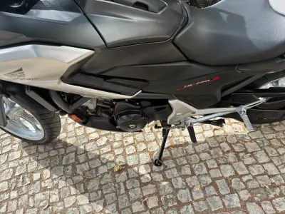 Honda NC750X 2017 - 4850 EUR, 57483 km - AUTO.MOTO.pt - 57483km - foto 11 de 14