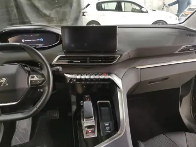 Peugeot 3008 2021 - 21900 EUR, 109942 km - AUTO.MOTO.pt - 109942km - foto 4 de 5