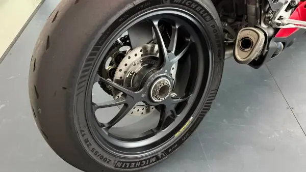 Ducati 1098 2020 - 23990 EUR, 33324 km - AUTO.MOTO.pt - 33324km - foto 14 de 17
