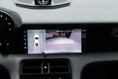 Porsche Taycan 2024 - 84950 EUR, 8000 km - AUTO.MOTO.pt - 8000km - foto 53 de 58