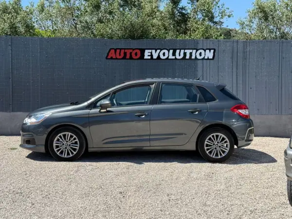 Citroën C4 2011 - 7450 EUR, 179900 km - AUTO.MOTO.pt - 179900km - foto 3 de 6