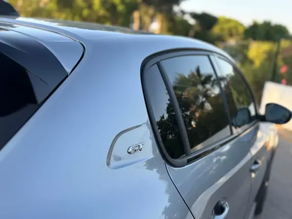 Peugeot 208 2023 - 19999 EUR, 30000 km - AUTO.MOTO.pt - 30000km - foto 10 de 18