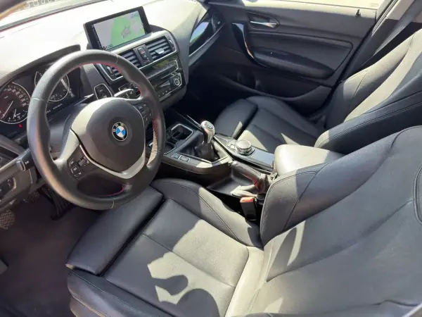 BMW 116 2016 - 12900 EUR, 178589 km - AUTO.MOTO.pt - 178589km - foto 14 de 25