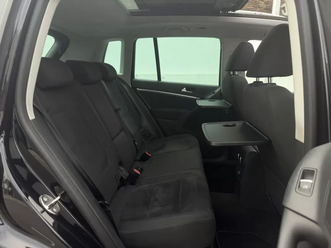 Volkswagen Tiguan 2011 - 13800 EUR, 147290 km - 147290km - foto 13 de 26