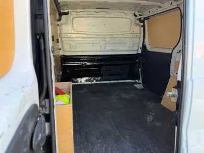 Renault Trafic 2.0 dCi L1H1 1.0T 2019 - 12900 EUR, 201040 km - AUTO.MOTO.pt - 201040km - foto 11 de 12