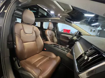 Volvo V90 2018 - 27490 EUR, 160000 km - AUTO.MOTO.pt - 160000km - foto 4 de 53