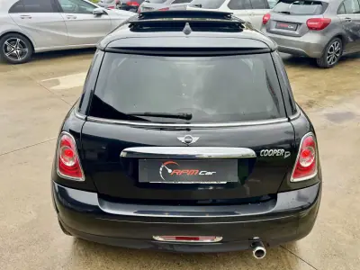 MINI Cooper 2013 - 9999 EUR, 170000 km - AUTO.MOTO.pt - 170000km - foto 15 de 25