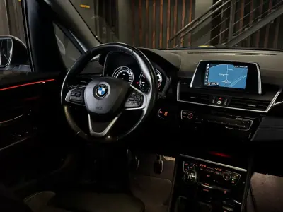 BMW 216 Active Tourer 2019 - 17990 EUR, 193000 km - AUTO.MOTO.pt - 193000km - foto 17 de 34