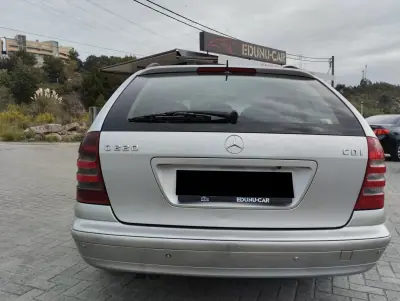 Mercedes-Benz C 220 2002 - 4999 EUR, 340000 km - foto 6 de 27
