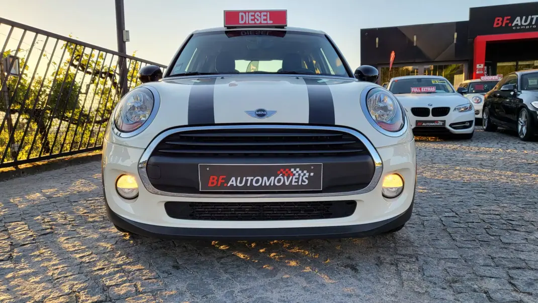 MINI 5 Portas 2015 - 9500 EUR, 259122 km - 259122km - foto 4 de 30