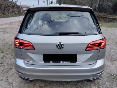 Volkswagen Golf 2019 - 14750 EUR, 150000 km - AUTO.MOTO.pt - 150000km - foto 6 de 30