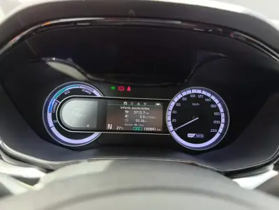 Kia Niro 2022 - 19250 EUR, 130477 km - 130477km - foto 3 de 23