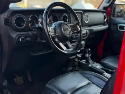 Jeep Gladiator 2021 - 68000 EUR, 63154 km - AUTO.MOTO.pt - 63154km - foto 15 de 16