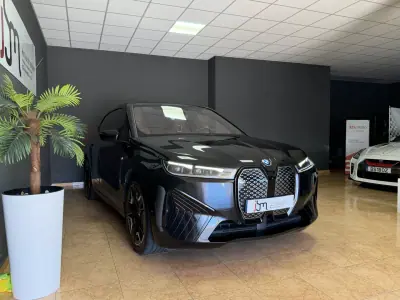BMW iX 2023 - 65000 EUR, 97894 km - AUTO.MOTO.pt - 97894km - foto 2 de 21
