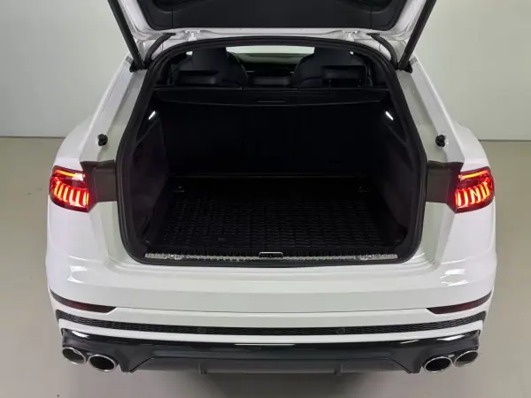 Audi SQ8 2019 - 99950 EUR, 49398 km - AUTO.MOTO.pt - 49398km - foto 27 de 56