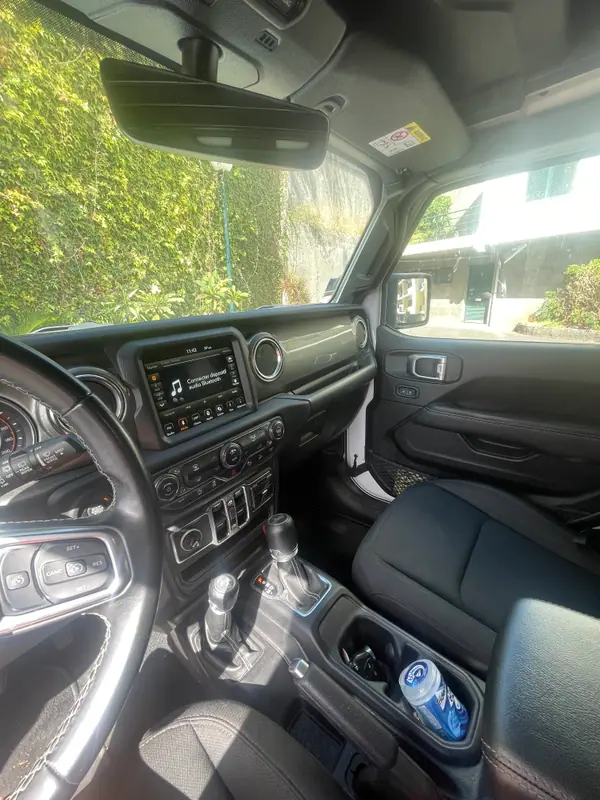 Jeep WRANGLER UNLIMITED SAHARA 4X4 2019 - 49500 EUR, 93000 km - AUTO.MOTO.pt - 93000km - foto 14 de 15