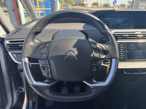 Citroën C4 Picasso 2015 - 14500 EUR, 138345 km - AUTO.MOTO.pt - 138345km - foto 15 de 39