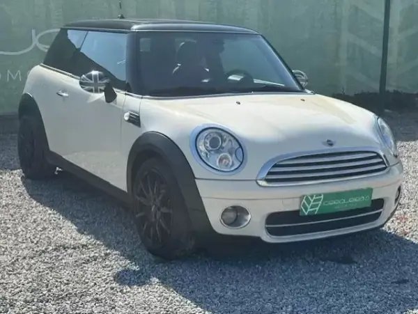 MINI Cooper 2009 - 9500 EUR, 165100 km - AUTO.MOTO.pt - 165100km - foto 6 de 30