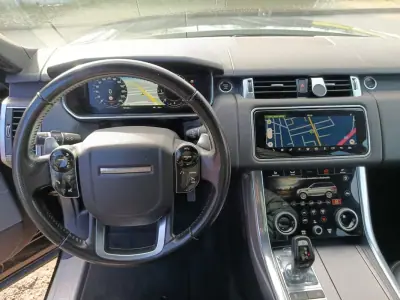 Land Rover Range Rover Sport 2018 - 39900 EUR, 180000 km - AUTO.MOTO.pt - 180000km - foto 9 de 18