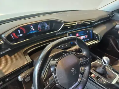 Peugeot 508 SW 2019 - 19500 EUR, 80000 km - AUTO.MOTO.pt - 80000km - foto 26 de 35