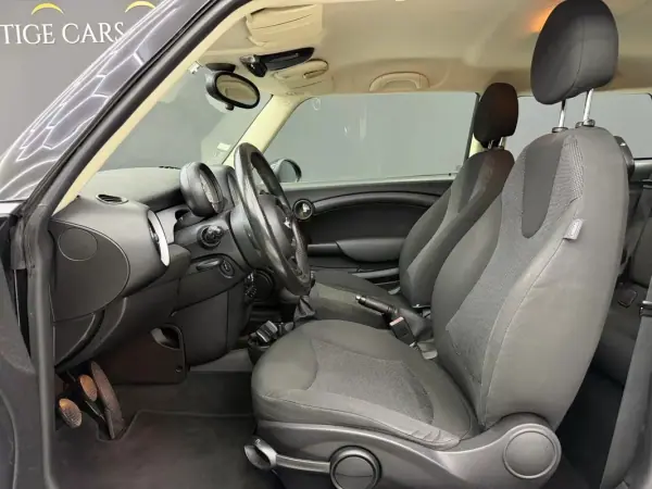 MINI 3 Portas 2012 - 10450 EUR, 137040 km - AUTO.MOTO.pt - 137040km - foto 19 de 34