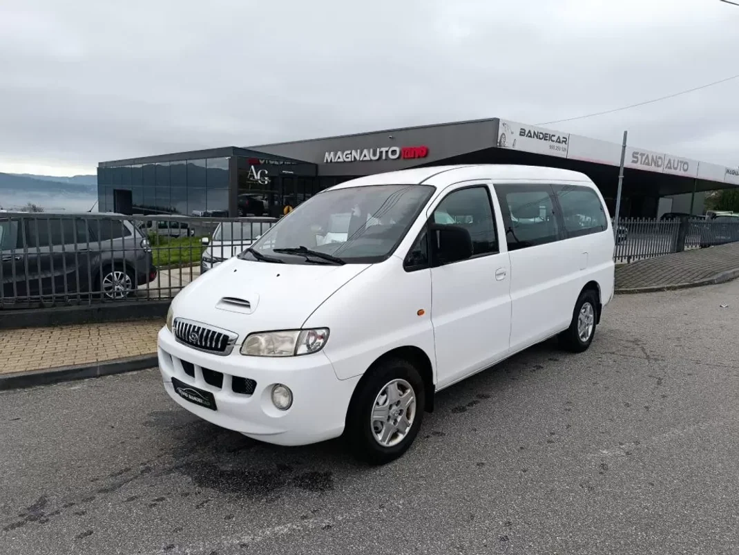 Hyundai H-1 2004 - 7500 EUR, 160000 km - AUTO.MOTO.pt - 160000km - foto 3 de 13