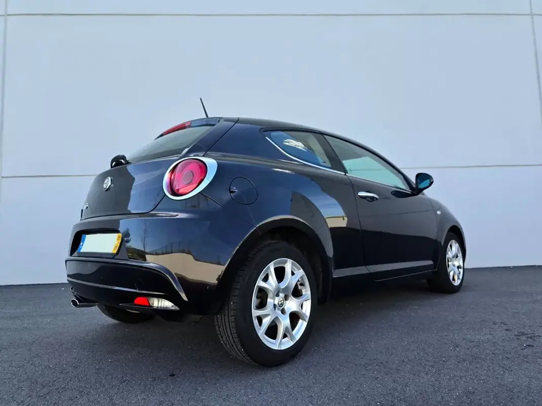 Alfa Romeo MiTo 2009 - 3750 EUR, 98428 km - AUTO.MOTO.pt - 98428km - foto 9 de 21