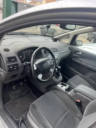 Ford C-Max 2004 - 4499 EUR, 302000 km - AUTO.MOTO.pt - 302000km - foto 5 de 6