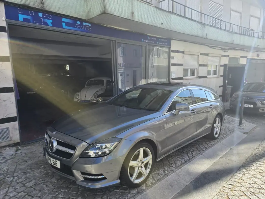 Mercedes-Benz CLS 250 2013 - 16990 EUR, 284798 km - AUTO.MOTO.pt - 284798km - foto 1 de 28