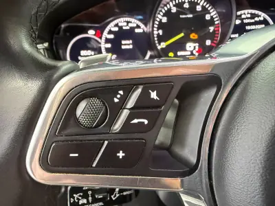 Porsche Panamera Sport Turismo 2017 - 46500 EUR, 283038 km - 283038km - foto 22 de 28