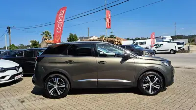 Peugeot 3008 2018 - 19900 EUR, 156128 km - 156128km - foto 8 de 49