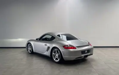Porsche Cayman 2006 - 31900 EUR, 185000 km - AUTO.MOTO.pt - 185000km - foto 7 de 22