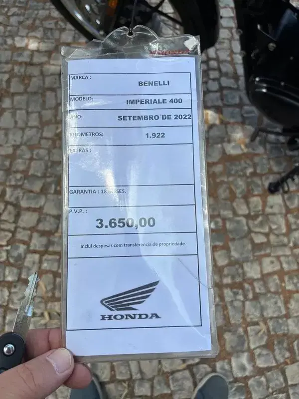 Benelli 302S 2022 - 3650 EUR, 1922 km - AUTO.MOTO.pt - 1922km - foto 4 de 12