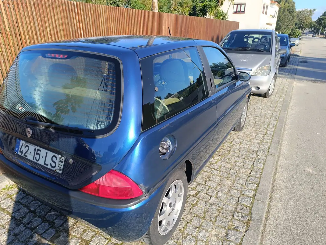 Lancia Ypsilon 1998 - 899 EUR, 210000 km - 210000km - foto 8 de 13