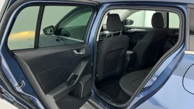 Ford Focus SW 2018 - 11999 EUR, 96051 km - AUTO.MOTO.pt - 96051km - foto 15 de 21