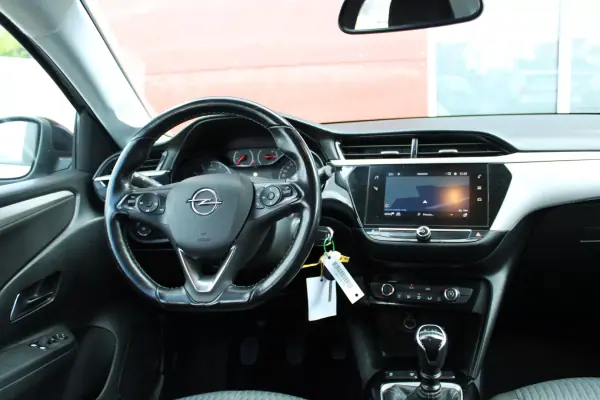 Opel Corsa 2021 - 11490 EUR, 147500 km - AUTO.MOTO.pt - 147500km - foto 16 de 25