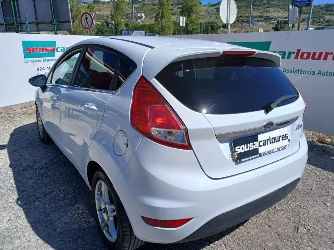 Ford Fiesta 2014 - 7350 EUR, 78604 km - 78604km - foto 8 de 22